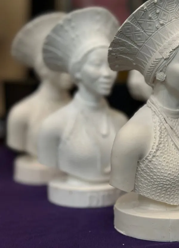 Queen Rumbi - Image 2